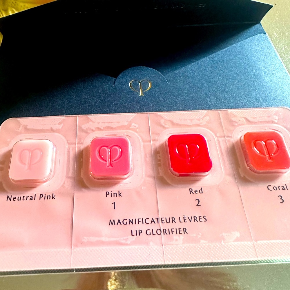 Cle de Peau beaute Lipstick palette